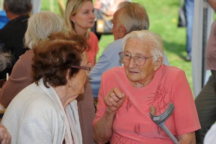 725 let od prvn&iacute; zm&iacute;nky o obci Miro&scaron;ovice