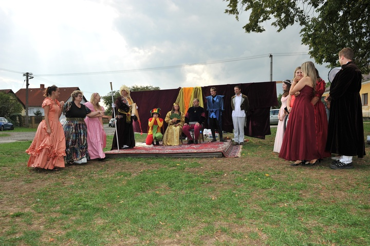 725 let od prvn&iacute; zm&iacute;nky o obci Miro&scaron;ovice