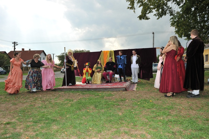 725 let od prvn&iacute; zm&iacute;nky o obci Miro&scaron;ovice