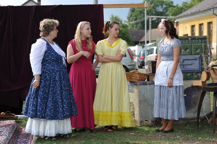 725 let od prvn&iacute; zm&iacute;nky o obci Miro&scaron;ovice