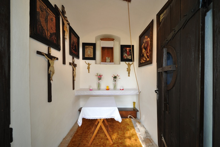 725 let od prvn&iacute; zm&iacute;nky o obci Miro&scaron;ovice