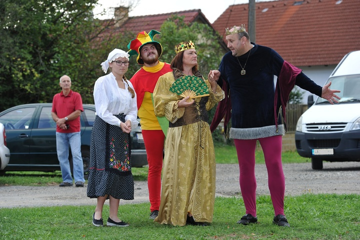 725 let od prvn&iacute; zm&iacute;nky o obci Miro&scaron;ovice