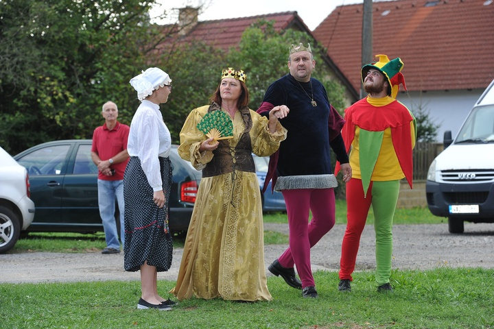 725 let od prvn&iacute; zm&iacute;nky o obci Miro&scaron;ovice