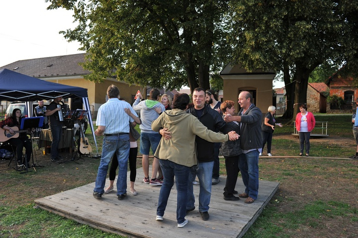 725 let od prvn&iacute; zm&iacute;nky o obci Miro&scaron;ovice