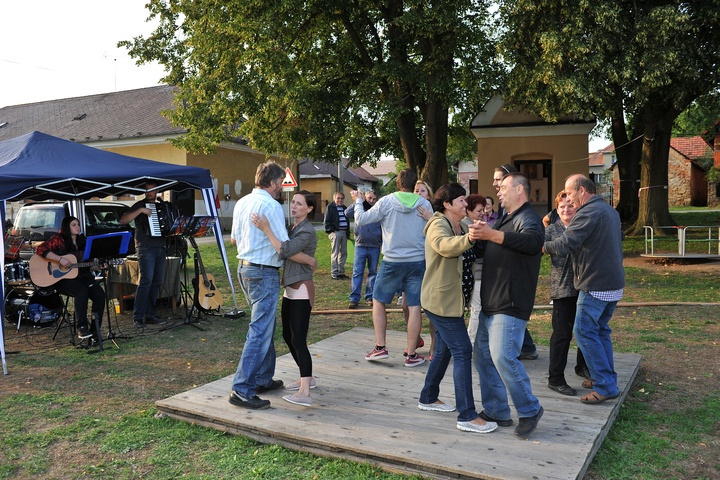 725 let od prvn&iacute; zm&iacute;nky o obci Miro&scaron;ovice