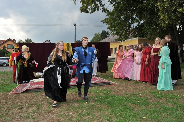 725 let od prvn&iacute; zm&iacute;nky o obci Miro&scaron;ovice