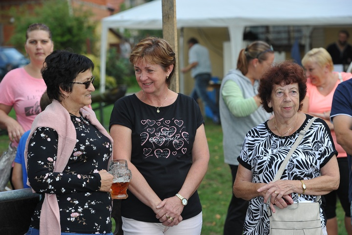 725 let od prvn&iacute; zm&iacute;nky o obci Miro&scaron;ovice