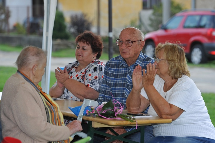 725 let od prvn&iacute; zm&iacute;nky o obci Miro&scaron;ovice
