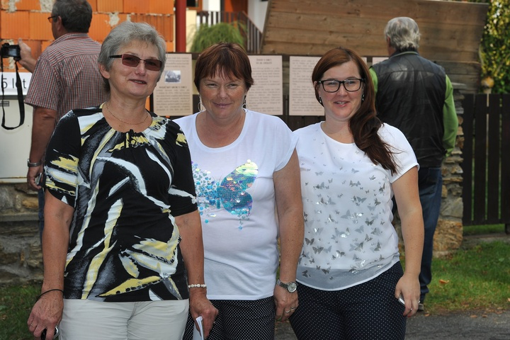 725 let od prvn&iacute; zm&iacute;nky o obci Miro&scaron;ovice