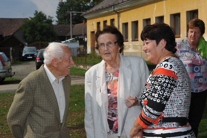 725 let od prvn&iacute; zm&iacute;nky o obci Miro&scaron;ovice