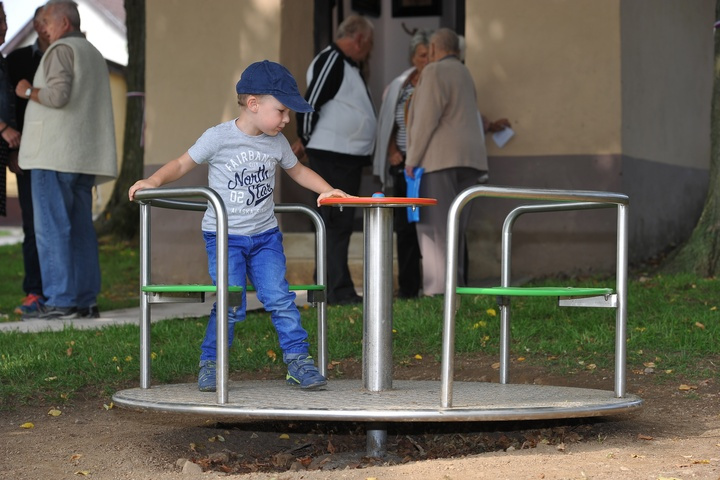725 let od prvn&iacute; zm&iacute;nky o obci Miro&scaron;ovice